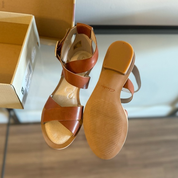 NWT - Clarks - Sandcastle Ray - Casual Sandals - EU 37 - Picture 4 of 9